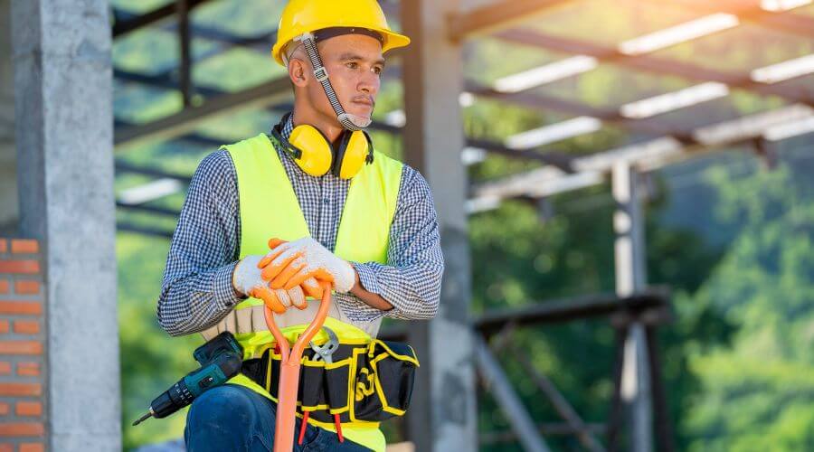 Professional gutter cleaning in Boyden, IA